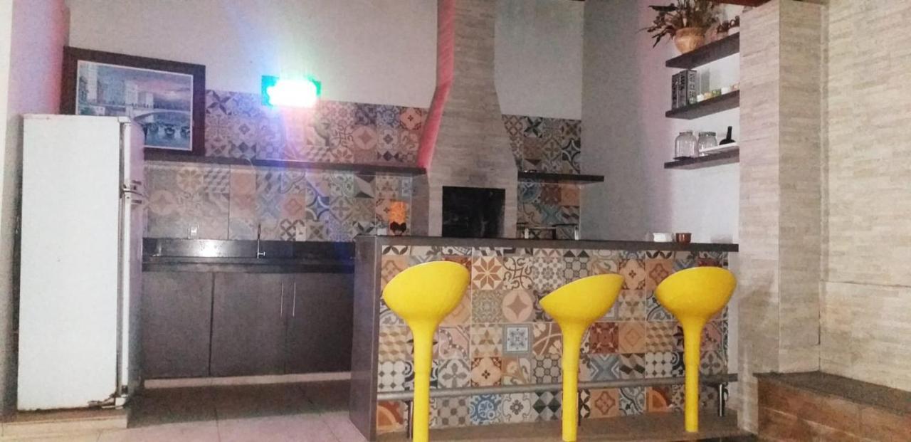 סלבאדור Pousada E Hostel Vila Marina מראה חיצוני תמונה